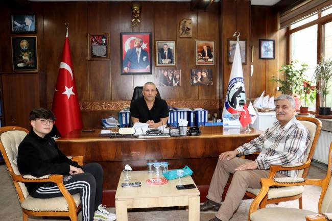 GMİS Eski Yöneticisinden Demir'e Ziyaret