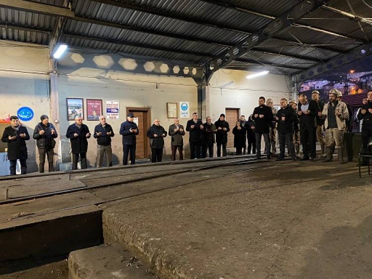 Üzülmez'de Yeni Pano Kurban Ve Dualarla Açıldı