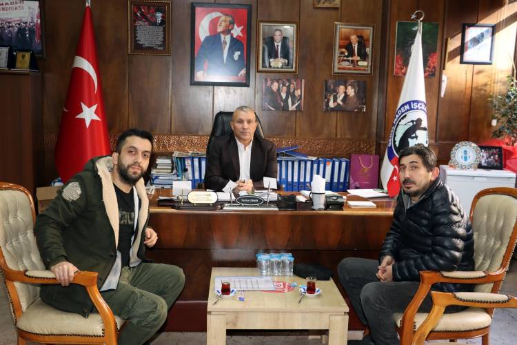Maden İşçileri Ve Eski Sendika Şube Yöneticilerinden Tayfun Demir'e Taziye Ziyareti