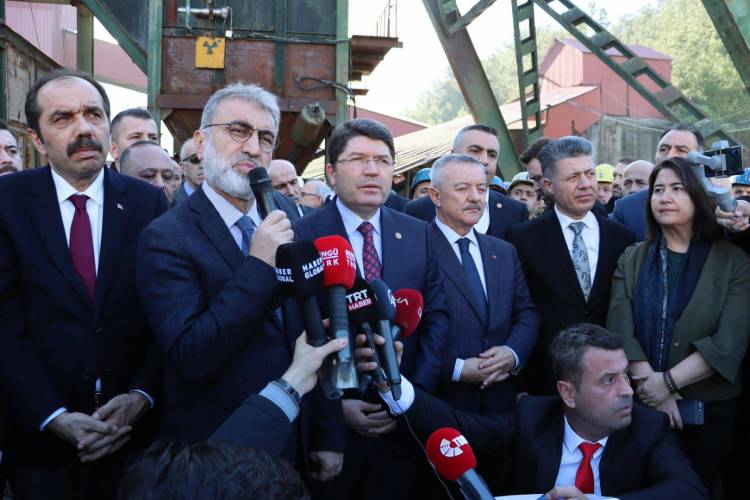 Tbmm Araştırma Komisyonu Amasra'da İncelemelerde Bulundu