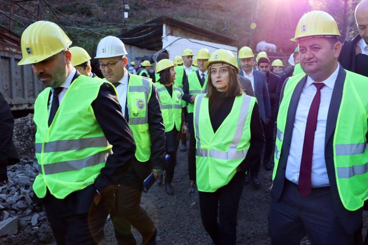 Tbmm Araştırma Komisyonu Amasra'da İncelemelerde Bulundu