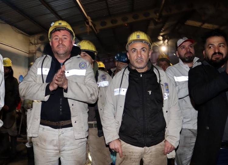 Gmis Genel Teşkilatlandırma Ve Eğitim Sekreteri Tayfun Demir Maden İşcilerini Bilgilendirdi