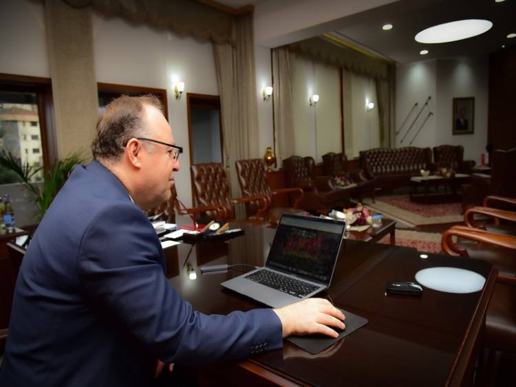 Vali Mustafa Tutulmaz Anadolu Ajansı'nın "Yılın Fotoğrafları" Kategorilerinde Fotoğrafları Oyladı