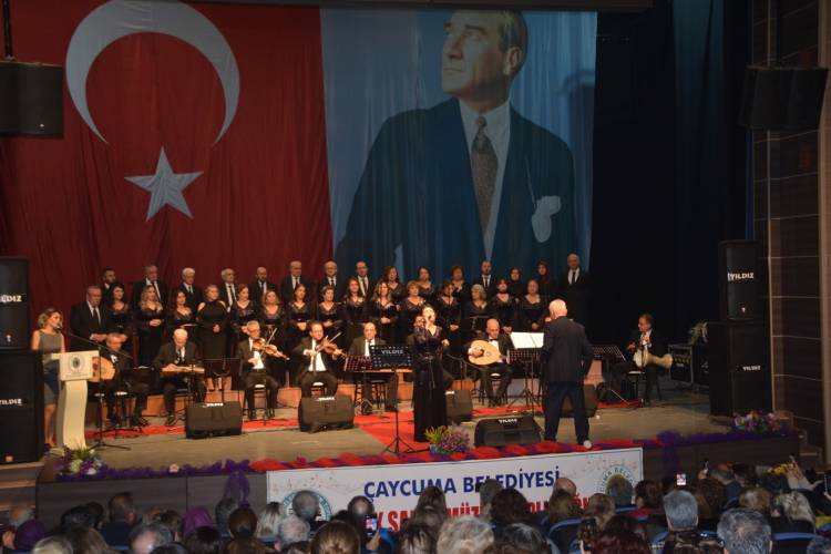 Çaycuma Belediyesi Türk Sanat Müziği Topluluğu Yeni Yıl Konseri 