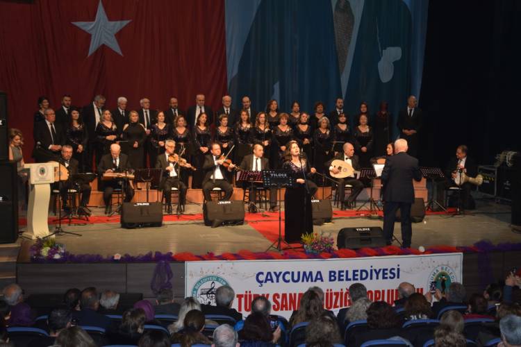 Çaycuma Belediyesi Türk Sanat Müziği Topluluğu Yeni Yıl Konseri 
