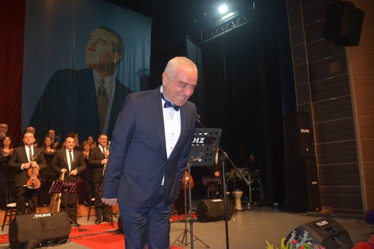 Çaycuma Belediyesi Türk Sanat Müziği Topluluğu Yeni Yıl Konseri 