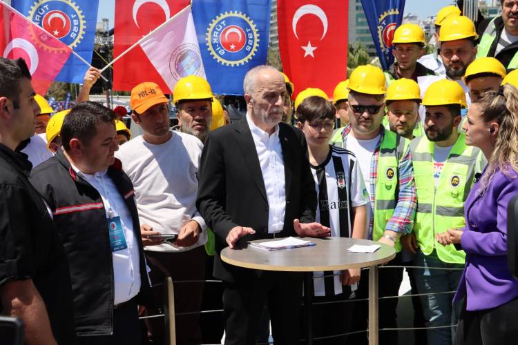 Madenciler Adana'da Alkışlarla Karşılandı